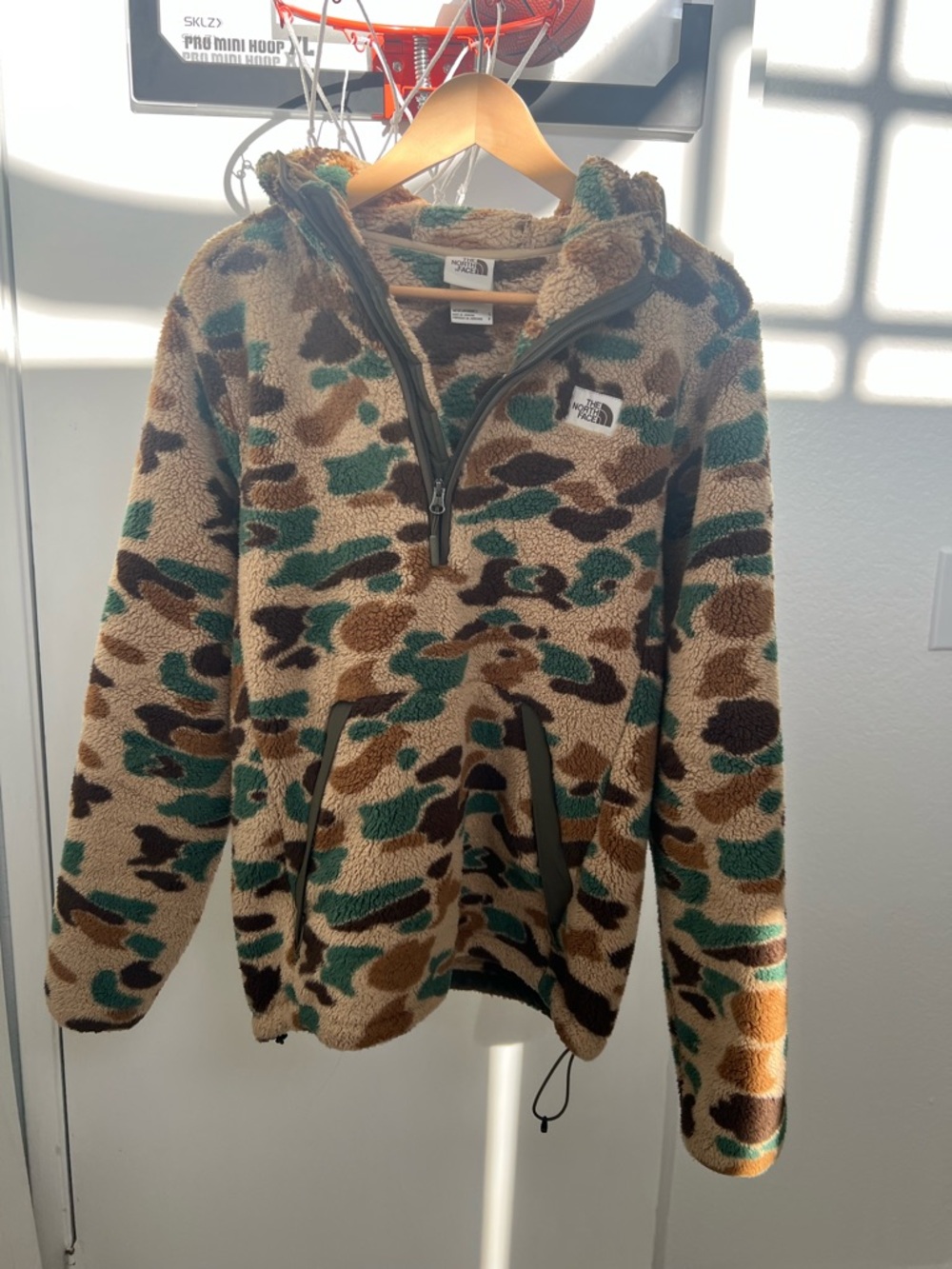 The North Face Men’s Camo Sherpa/Fleece Quarter Zip Hoodie - Tan/Green/Brown